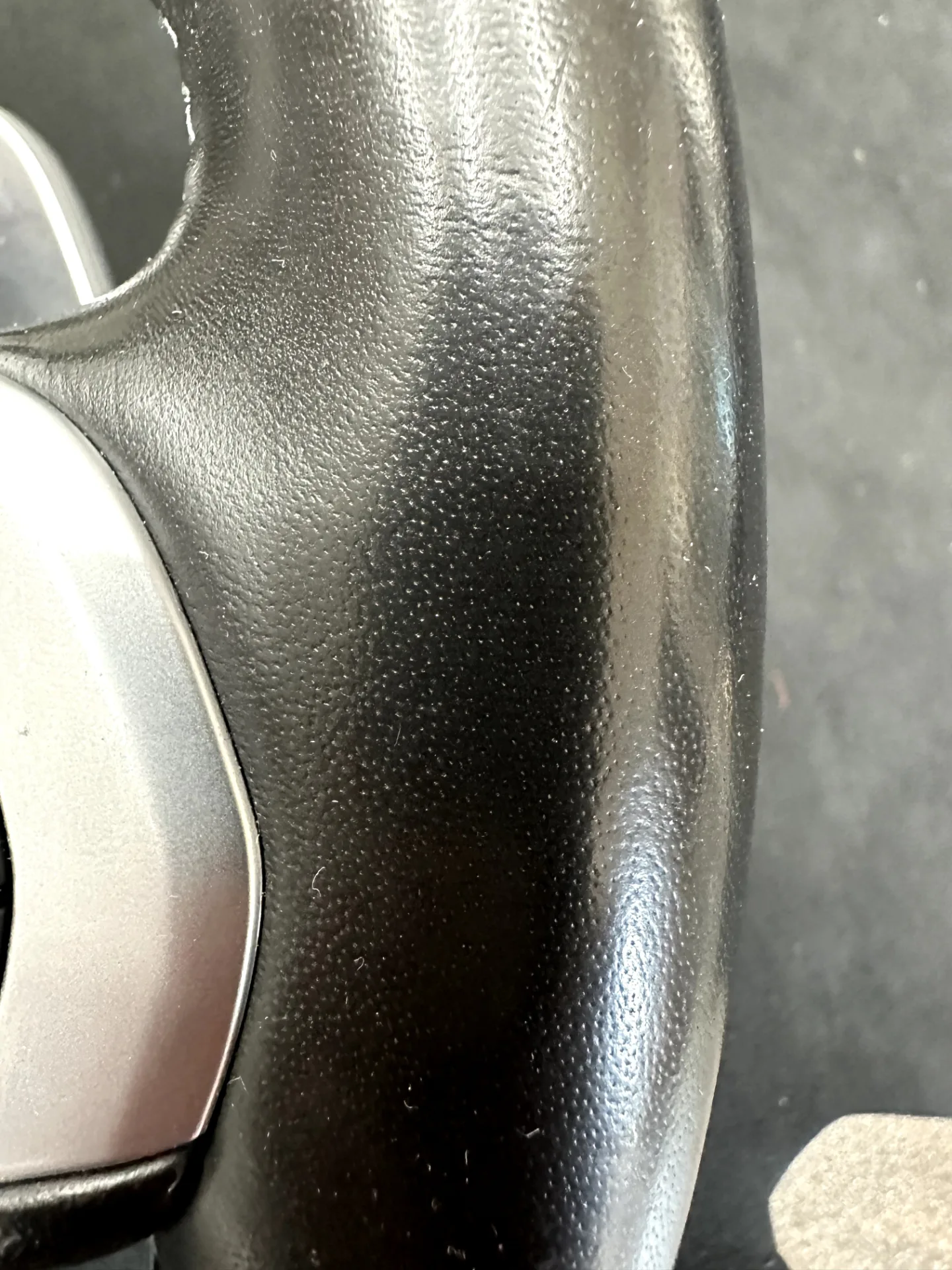 BMW M Paket Lenkrad neu beziehen AMMARO Atelier