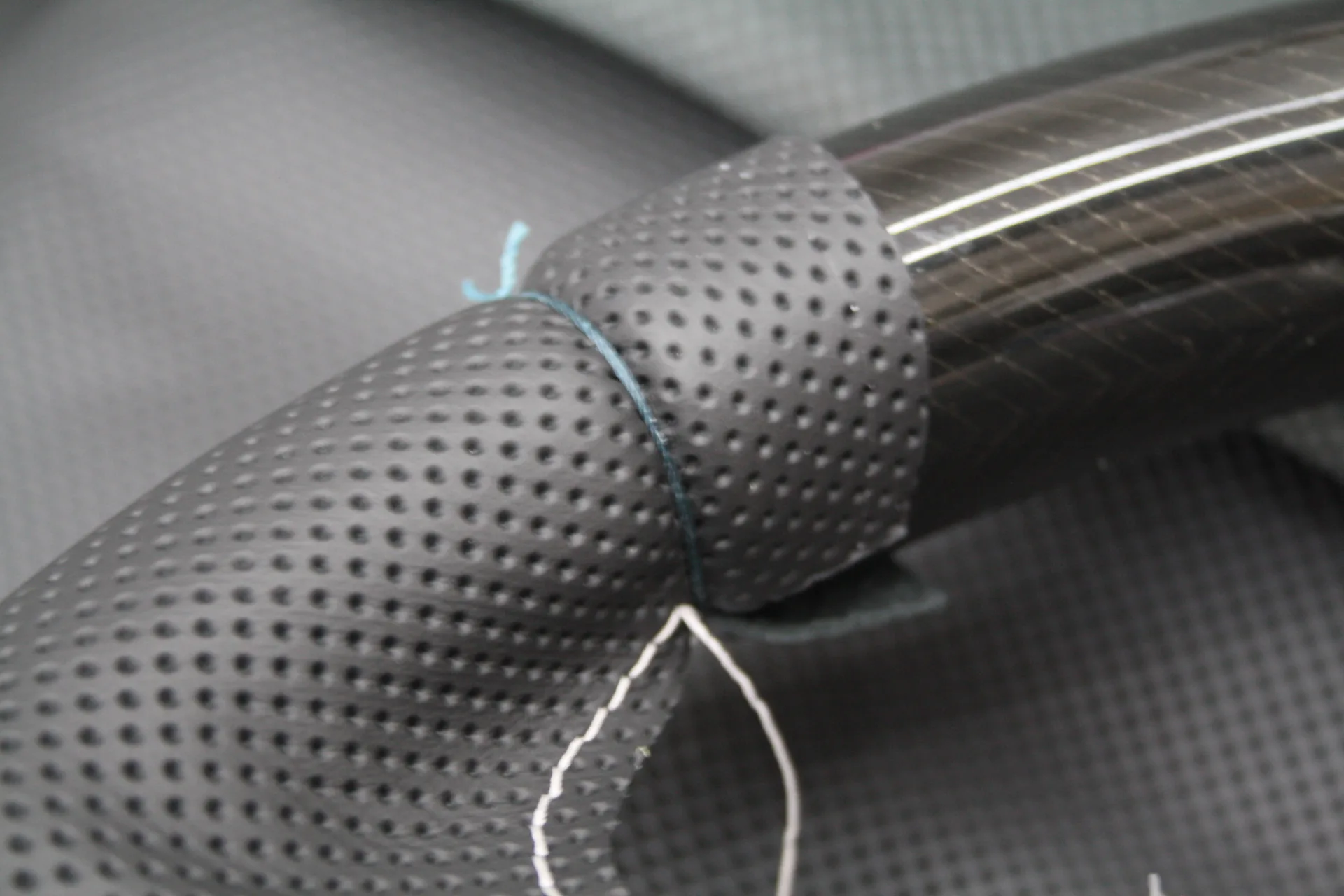 Dodge Anderes Modell Lenkrad neu beziehen AMMARO Atelier