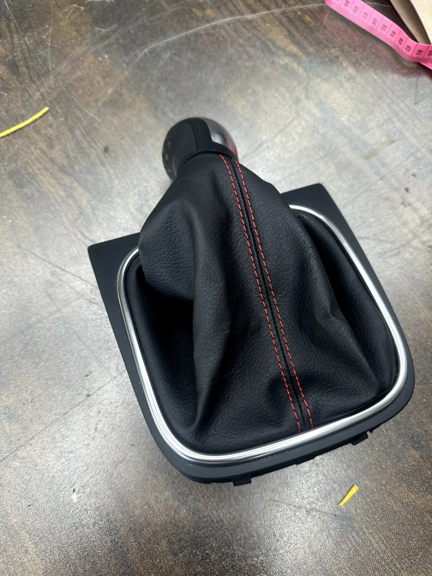 Volkswagen Golf Lenkrad neu beziehen AMMARO Atelier