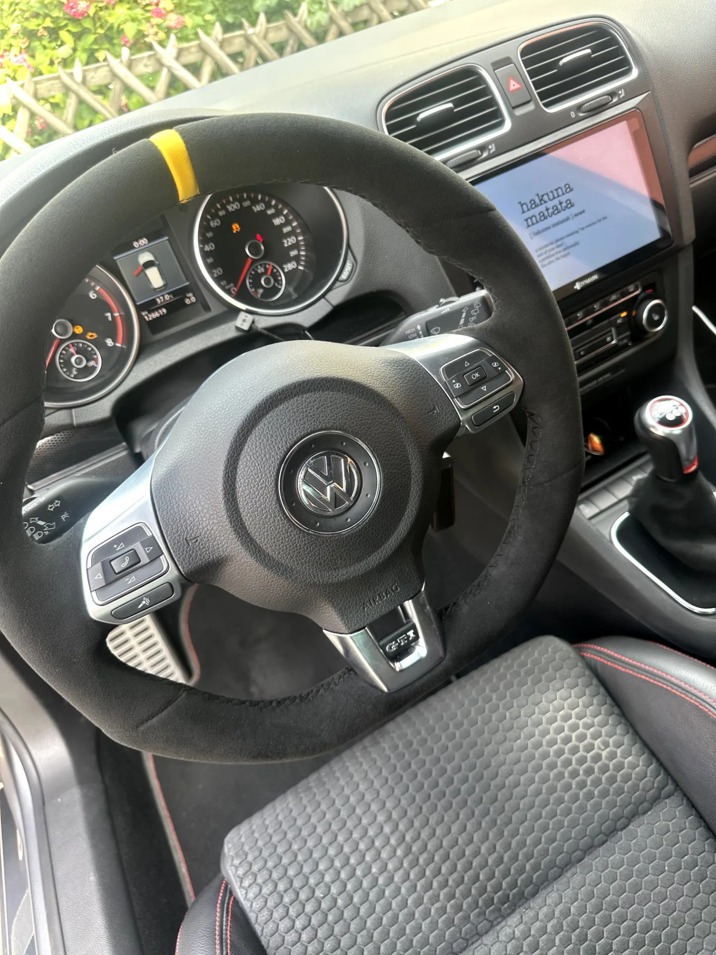 Volkswagen Golf Lenkrad neu beziehen AMMARO Atelier